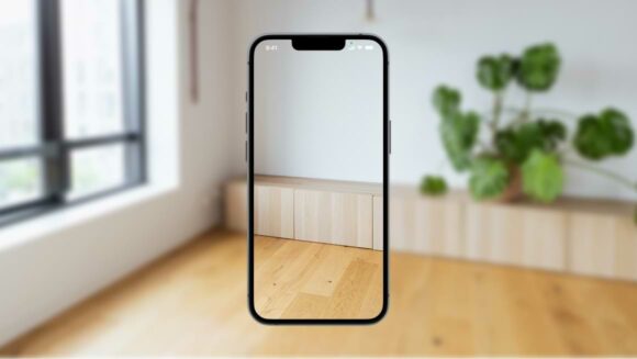 iPhone mockup - Indoor scene